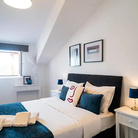 River Flat Iv - Heart Of Oporto